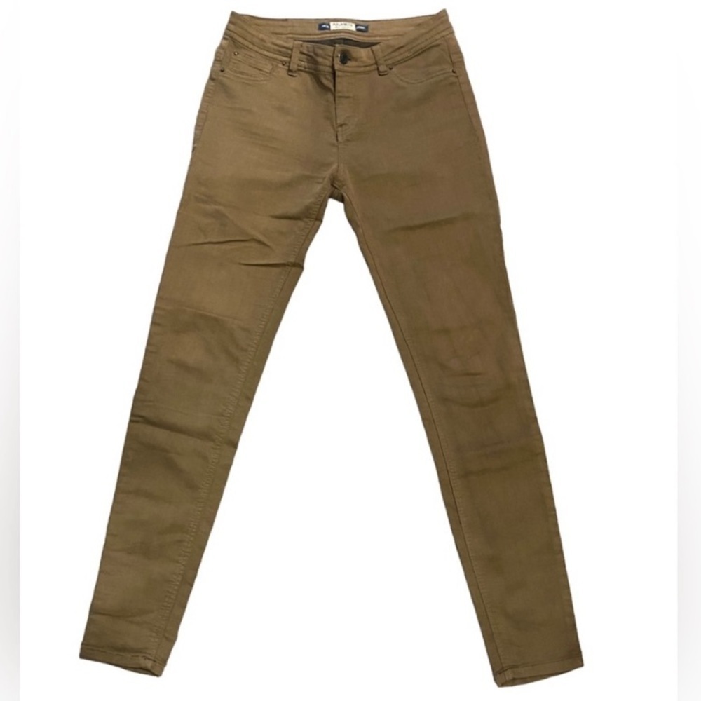 Pull & Bear Lightly Worn Women’s Skinny Jeans Size 36 EUR